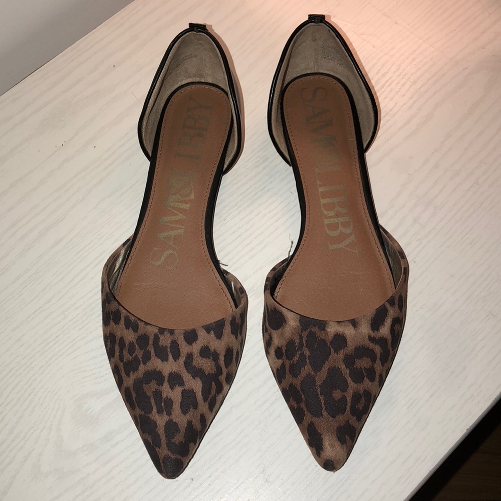 Leopard print flats
